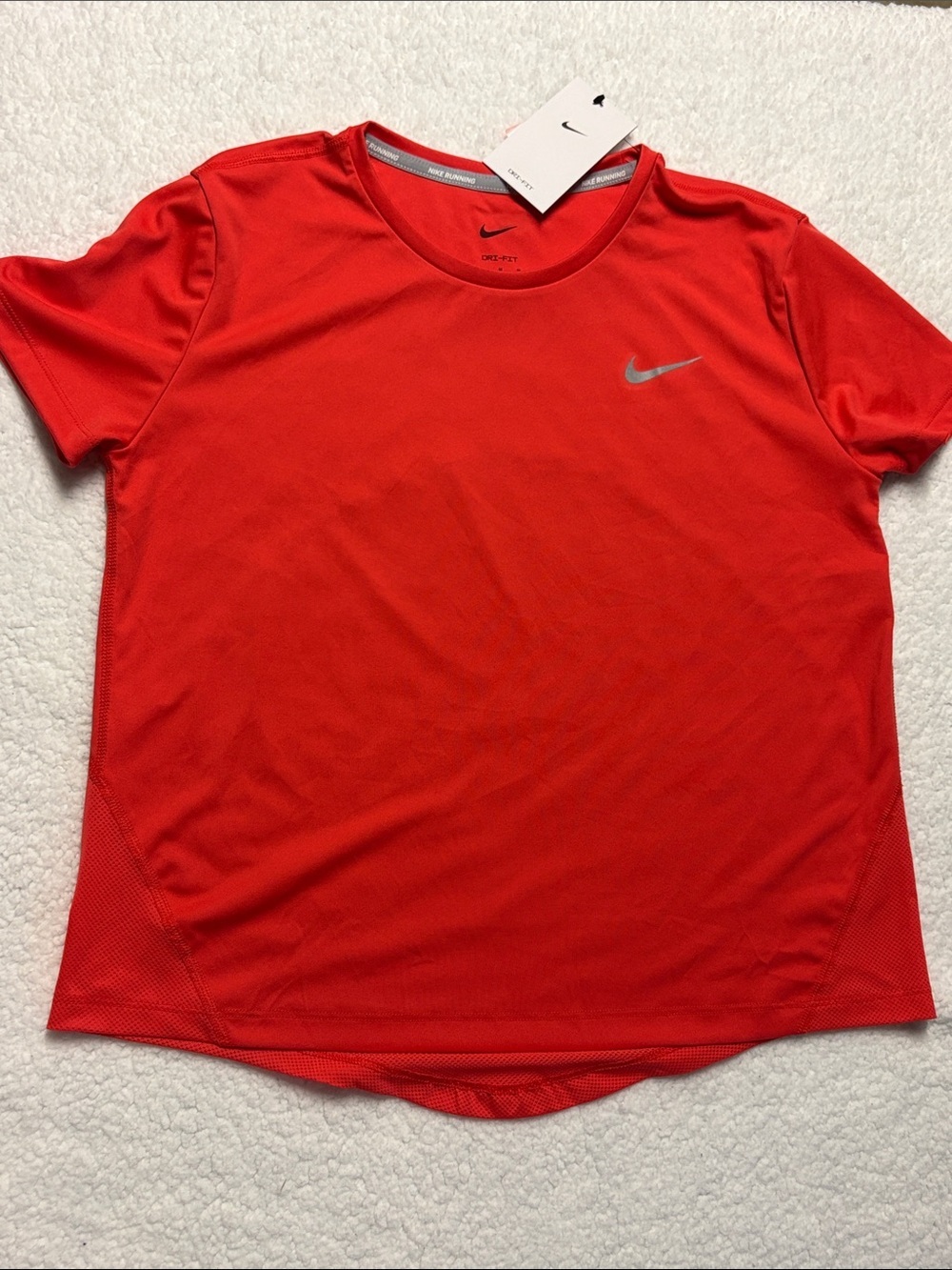Nike medium Red Short Sleeve Performance Tee